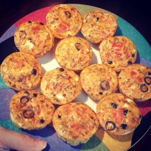 paleo breakfast pizza egg cups 